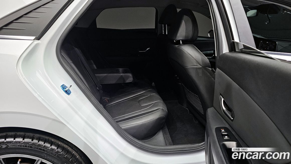 Hyundai Avante (CN7) 1.6 (05.2020)