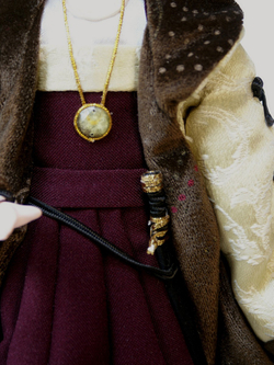 Кукла фарфоровая в мужском европейском придворном костюме. Немцы