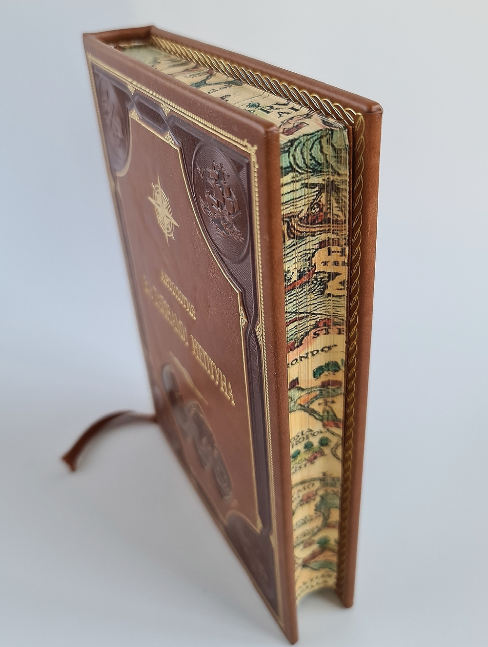 "За тайнами нептуна". А.А. Аксенов - подарочное издание