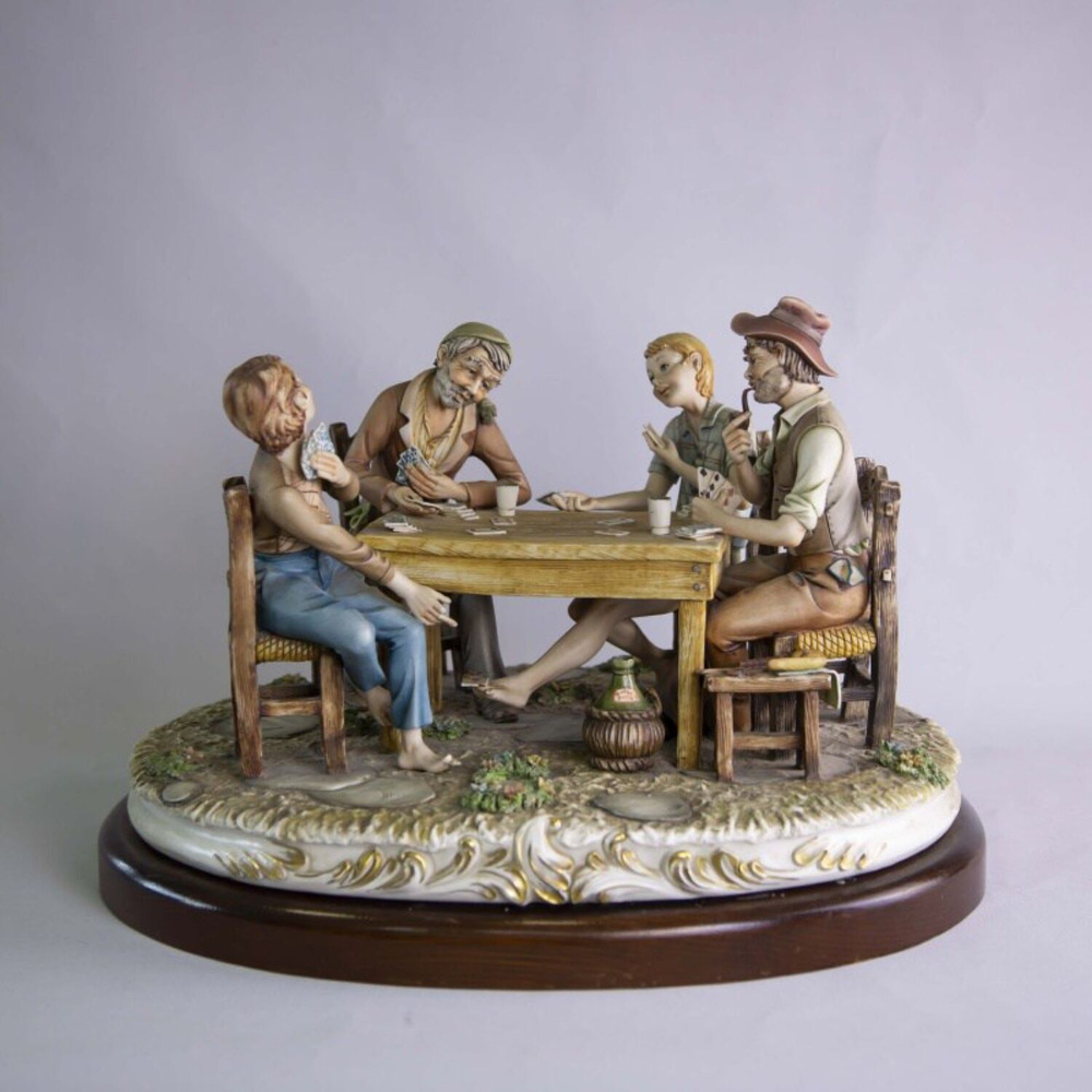 Винтаж: Фарфоровая мануфактура Capodimonte. «Игроки»