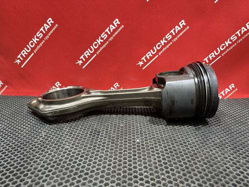 Поршень с шатуном 2019г