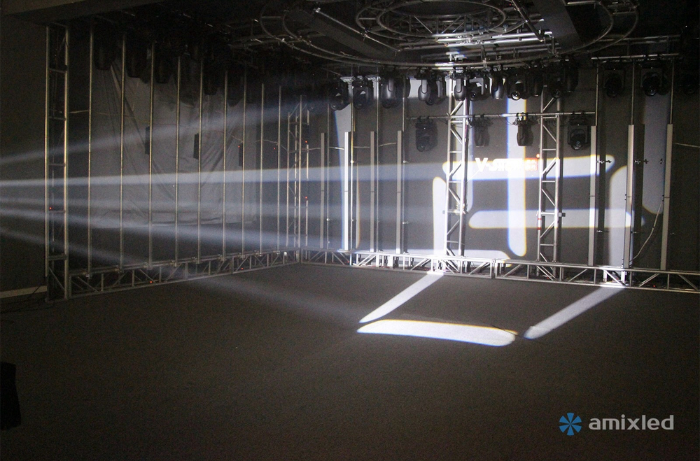 Световая голова V-SHOW S716 GOKU