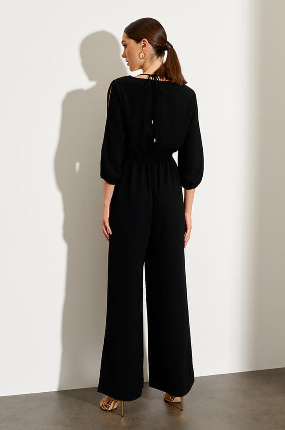 3979 Комбинезон женский (черный)
