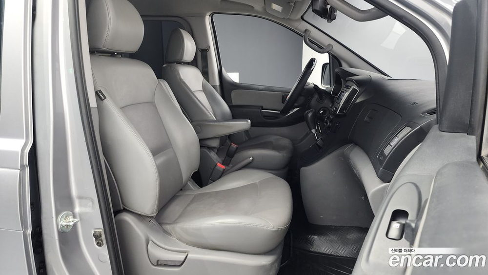 Hyundai The New Grand Starex Van 5인승 (04.2020)