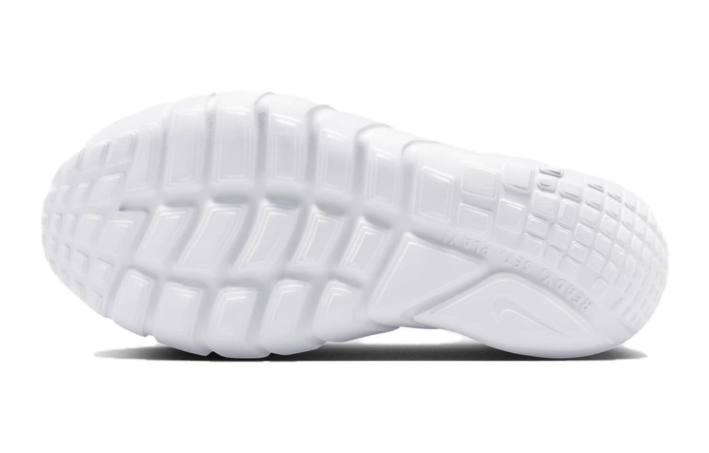 Женские кроссовки Nike Flex Runner 2 'Light Smoke Team Red' DJ6038-009