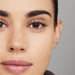 Estee Lauder Turbo Lash Mascara - Тушь для ресниц, утолщающая, подкручивающая и разделяющая. оттенок Black, 3 ml