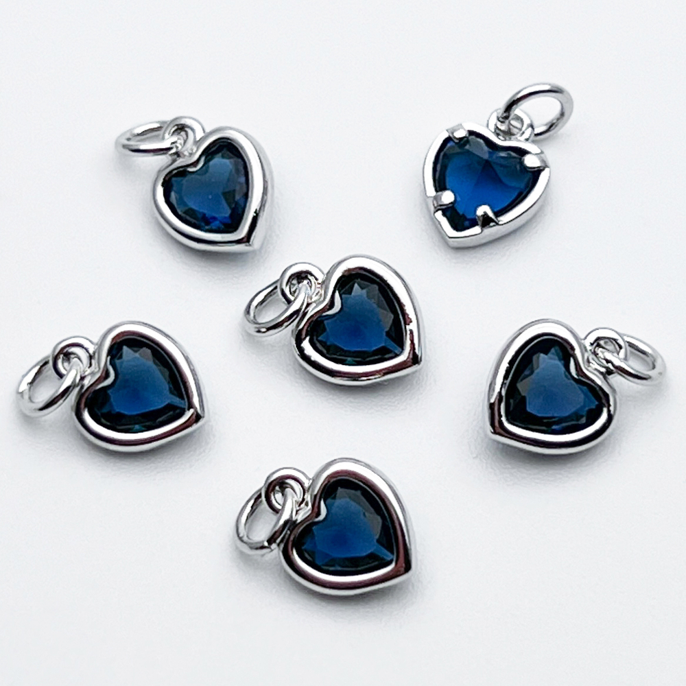 Подвеска Сердце, цвет серебро+синий, размер 8*6,5 мм, цена за 1 шт