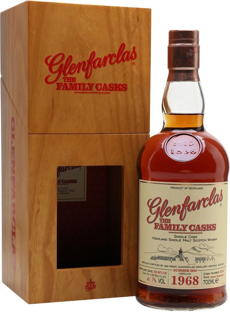 Виски Glenfarclas 1968 Family Casks in wooden box, 0.7 л.