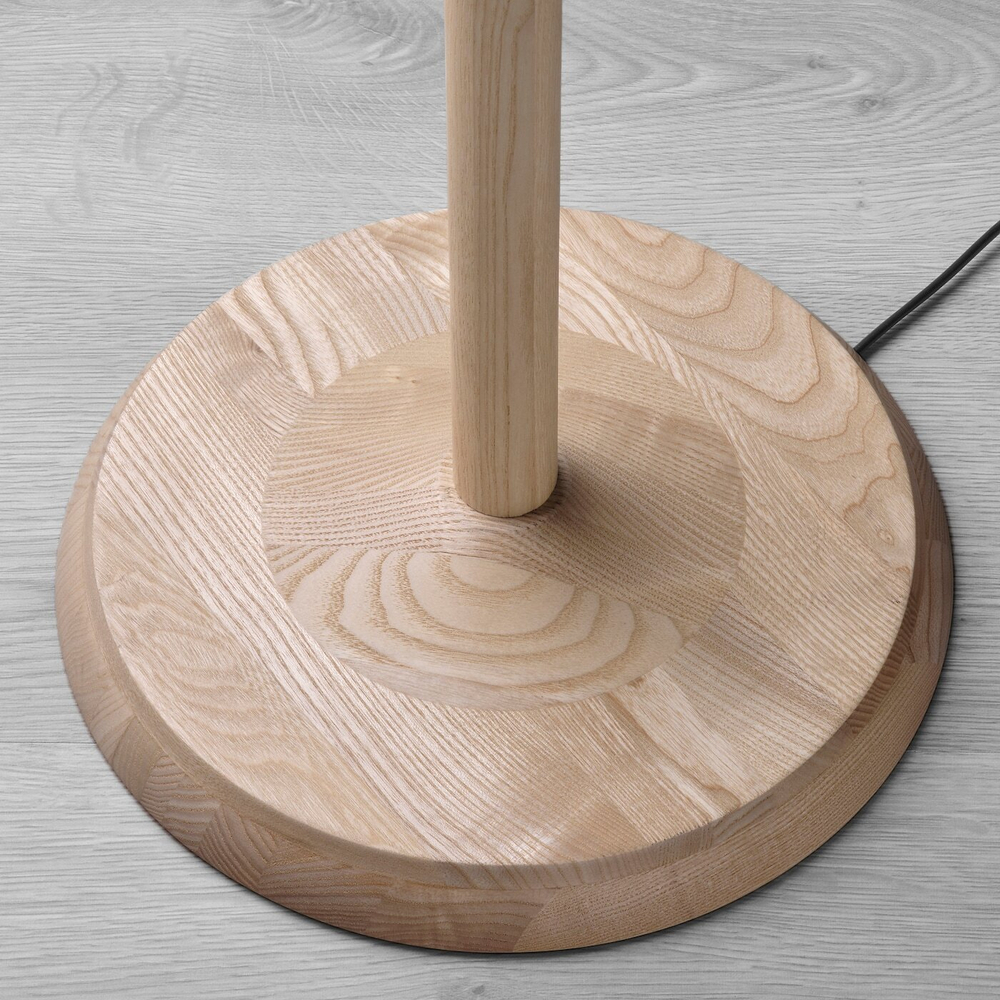 Напольный светильник IKEA KINNAHULT (КИННАХАЛТ), Ясень, Белый, 150 см