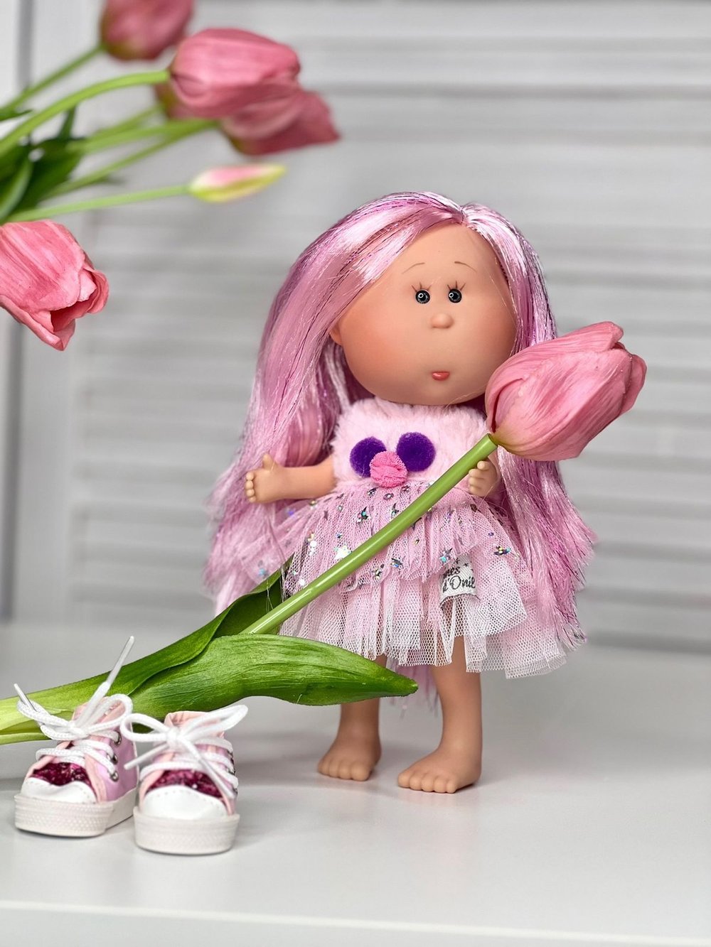 Кукла Nines виниловая 23см Little Mia (3151K1)