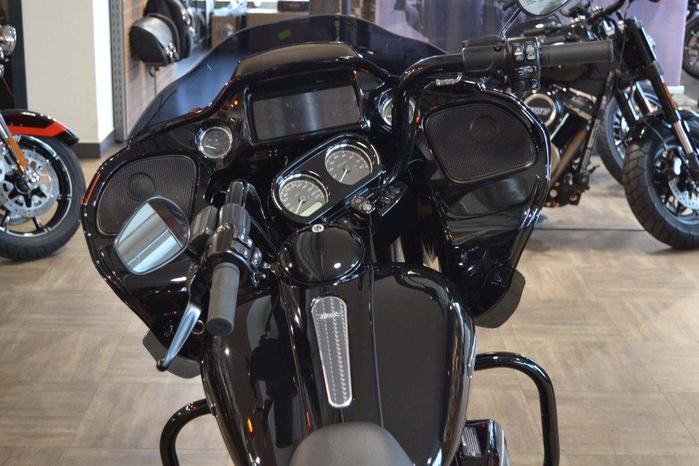 Road Glide Special 114  Harley-Davidson Vivid Black
