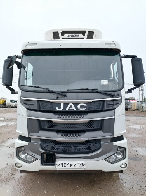 JAC N200 4x2 Изотермический/рефрижератор с гидробортом N200 (Рефрижератор, Дизельный, 6,7 л, 277 л.с