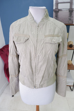 Куртка Olsen  легкая 42 размер