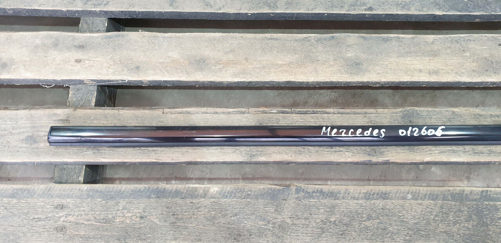 Молдинг двери передней левой Mercedes E (W213) 16-нв Б/У Оригинал A2137209504