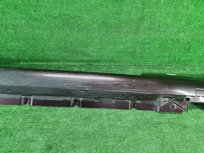 Накладка порога левая Mercedes E C238 (2016-2021)