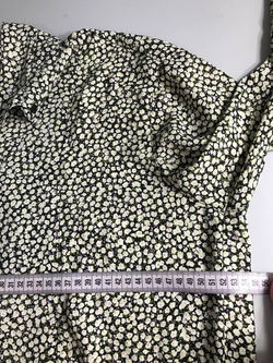 Платье H&M лаконичное и пестрое 44 размер