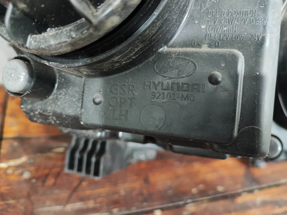 Фара левая галоген линза Hyundai Creta 1 (GS) 20-21 Б/У Оригинал 92101M0300