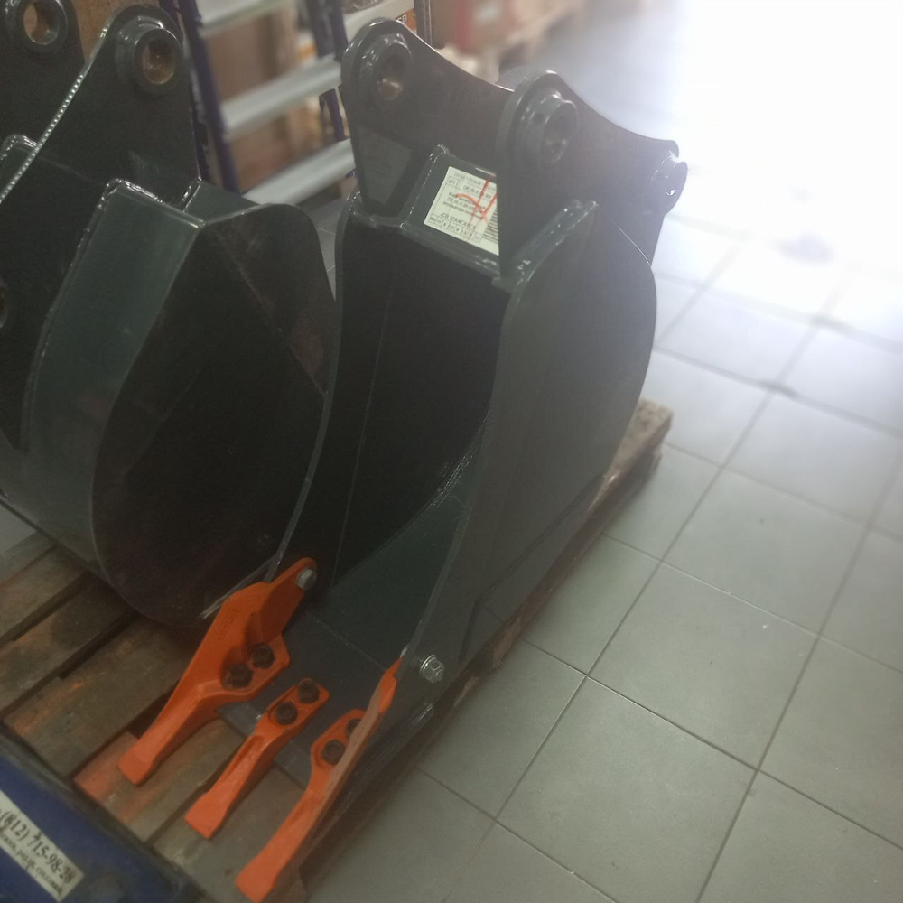 Ковш универсальный 300 мм DB_BL-0.08-300 для экскаватора погрузчика JCB 3CX 4CX