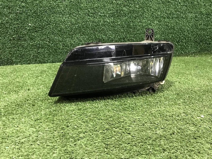 ПТФ левая VW Golf 7 (2012-2017)