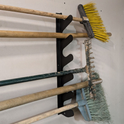 Кронштейн для лопат, граблей и прочего садового инвентаря, держатель для удочек, держатель для садового инструмента
