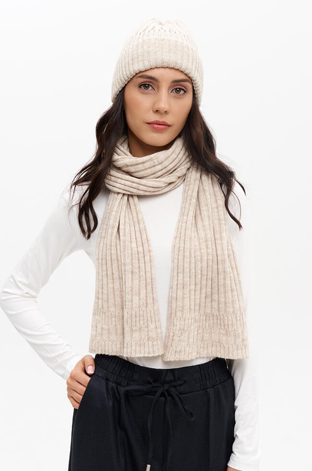 8407 Шарф женский (бежевый)