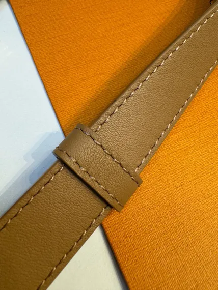 Ремень Louis Vuitton GO-14 кремовый