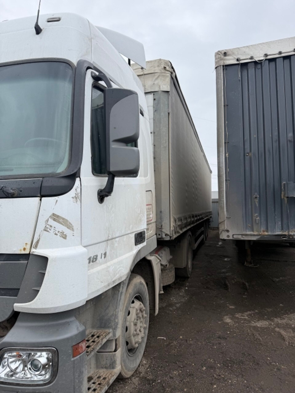 Mercedes-Benz ACTROS 4x2 Седельный тягач 1841 LS (Дизельный, 12 л, 408 л.с., АТ)