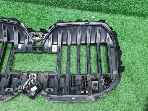 Решетка радиатора BMW 7er G70 (2022-н.в.)