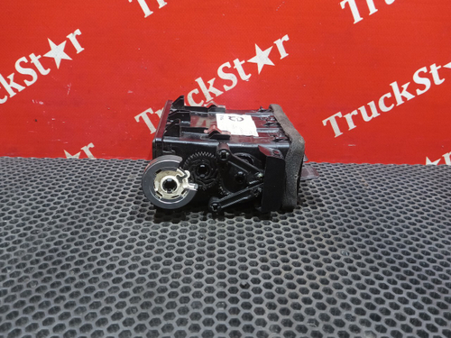 Дефлектор воздушный правый