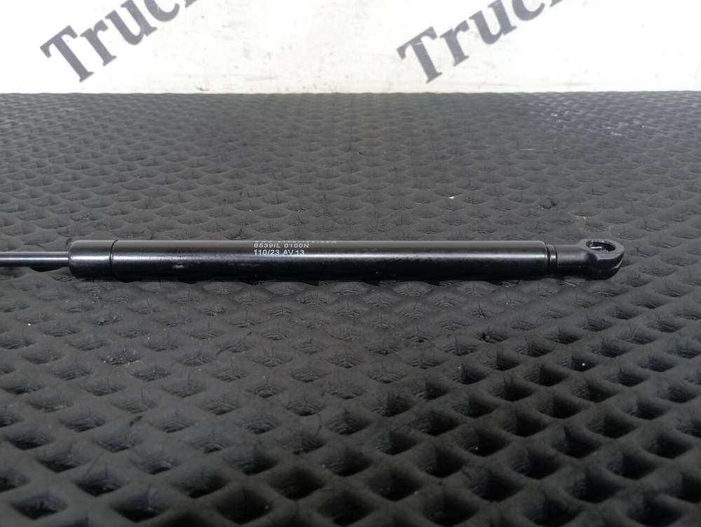 Амортизатор инструментального ящика 2023г.