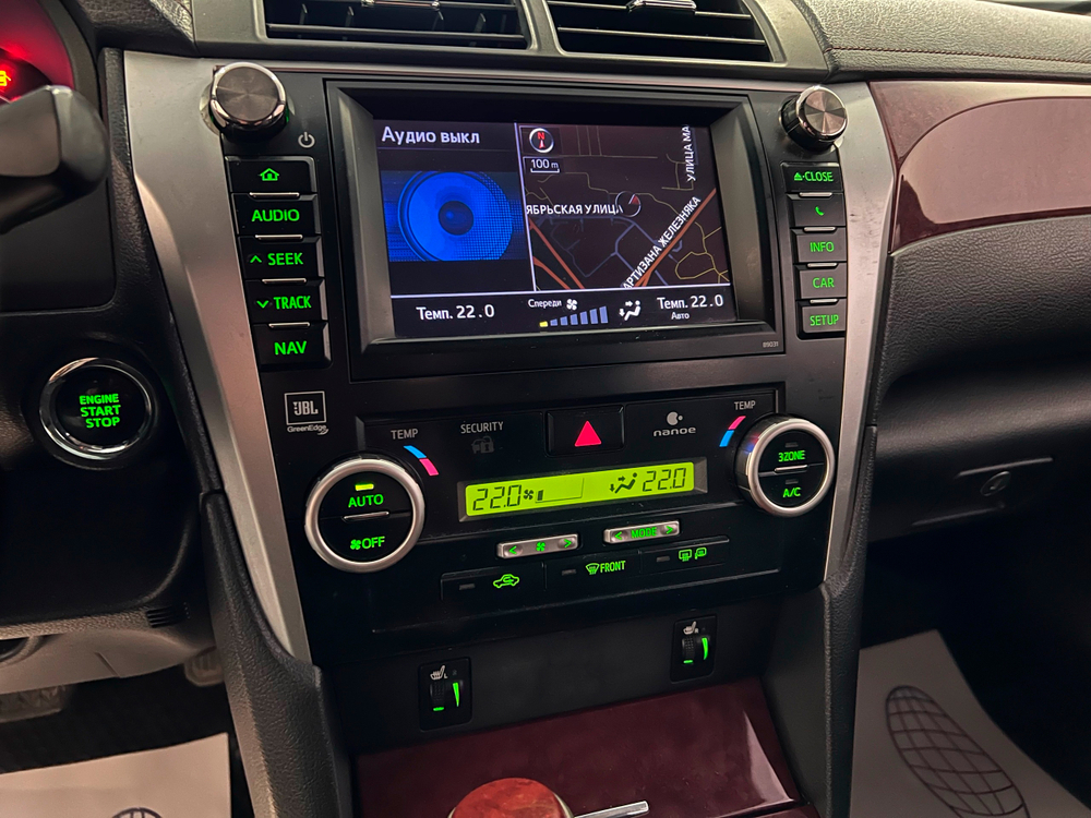 Toyota Camry, 2014 год