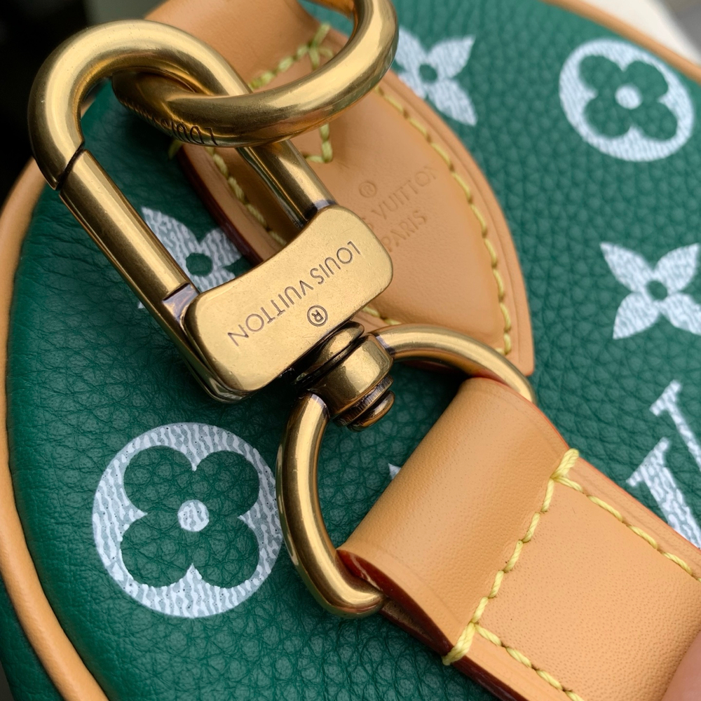 Louis Vuitton Speedy P9 Bandouliere 20