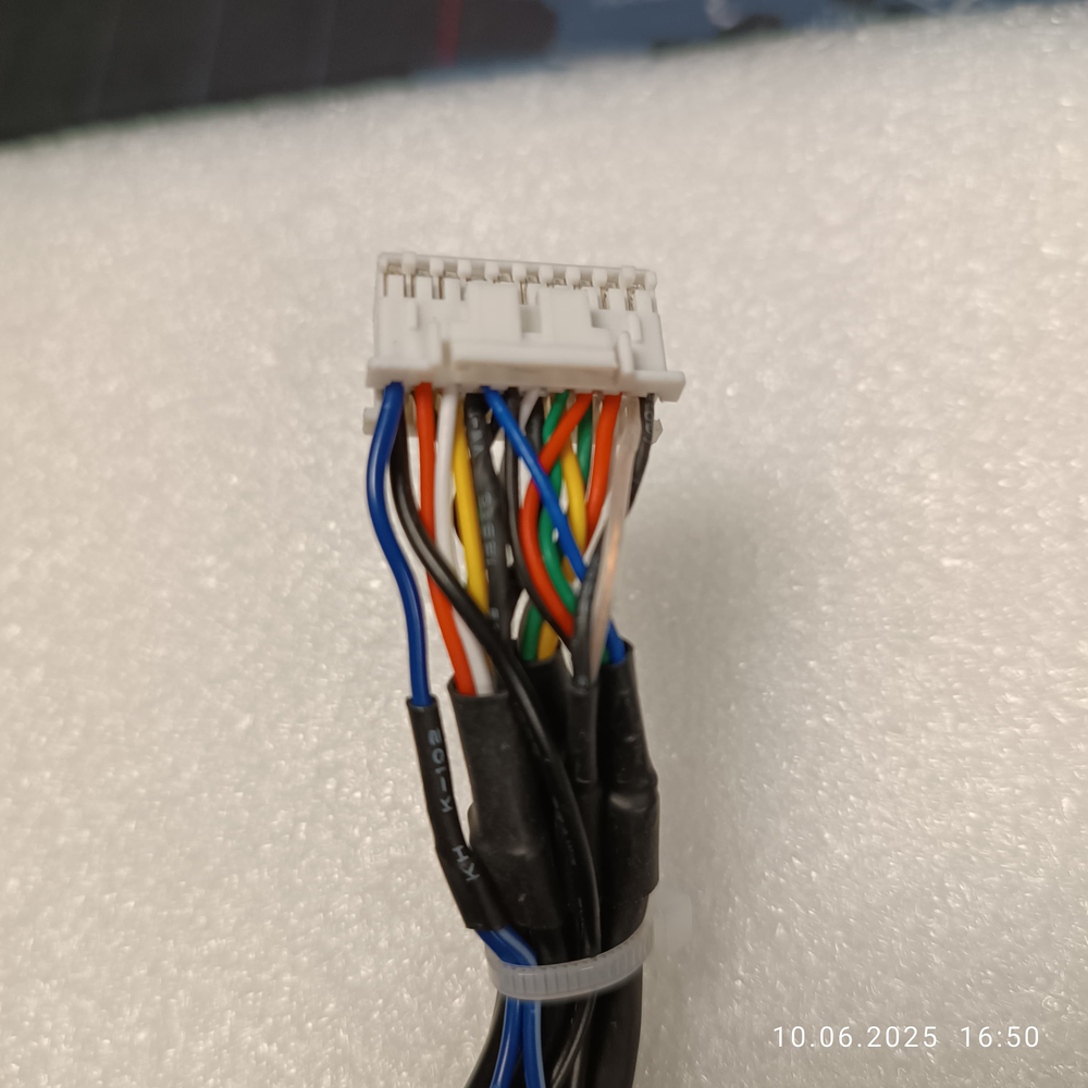 RCA разъем с внешним слотом под сим-карту для Android магнитол (совместимо с Teyes CC2+, CC3L, FarCar S400, Mekede, TS18, TS10 и пр.). Без разъема под вентилятор планшета.