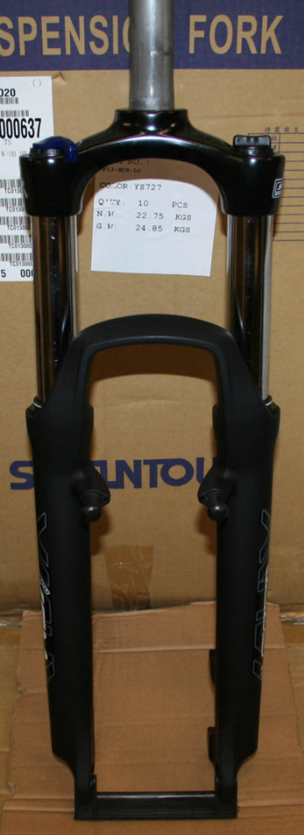 Вилка 26", шток 1-1/8", ход 120мм, черная, для V-brake и ДТ-PM, 2650г.SF13-XCM LO P 26"