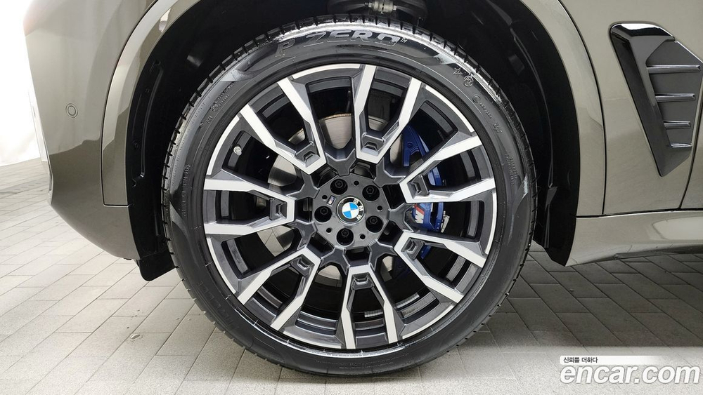 BMW X5 (G05) xDrive 40i M Sports (09.2023)