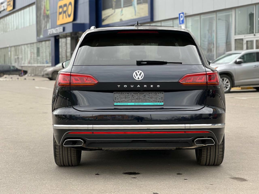 VW Touareg 2019 г.