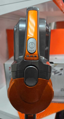 Вертикальны ручной пылесос Supra  vcs-1001