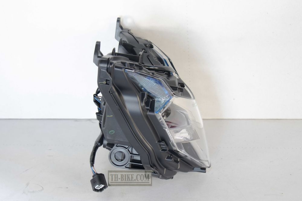 33100-MJW-J81, 33100-MJW-J82.  HEADLIGHT ASSY. Honda CB400X CB500X (16-21)