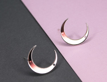 Швенза месяц крупный 18х16 мм