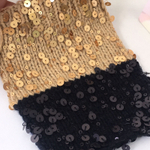 GLAMOUR; 100% хлопок, пайетки; 240м/100гр; цвет: золотые пайетки в форме цветка 6мм и круглые пайетки 3 мм на чёрной нити; есть мал. бобинка 150, 170гр.