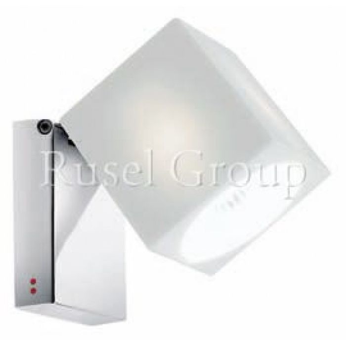 Настенно-потолочный светильник Fabbian Cubetto White Glass D28 G03 01
