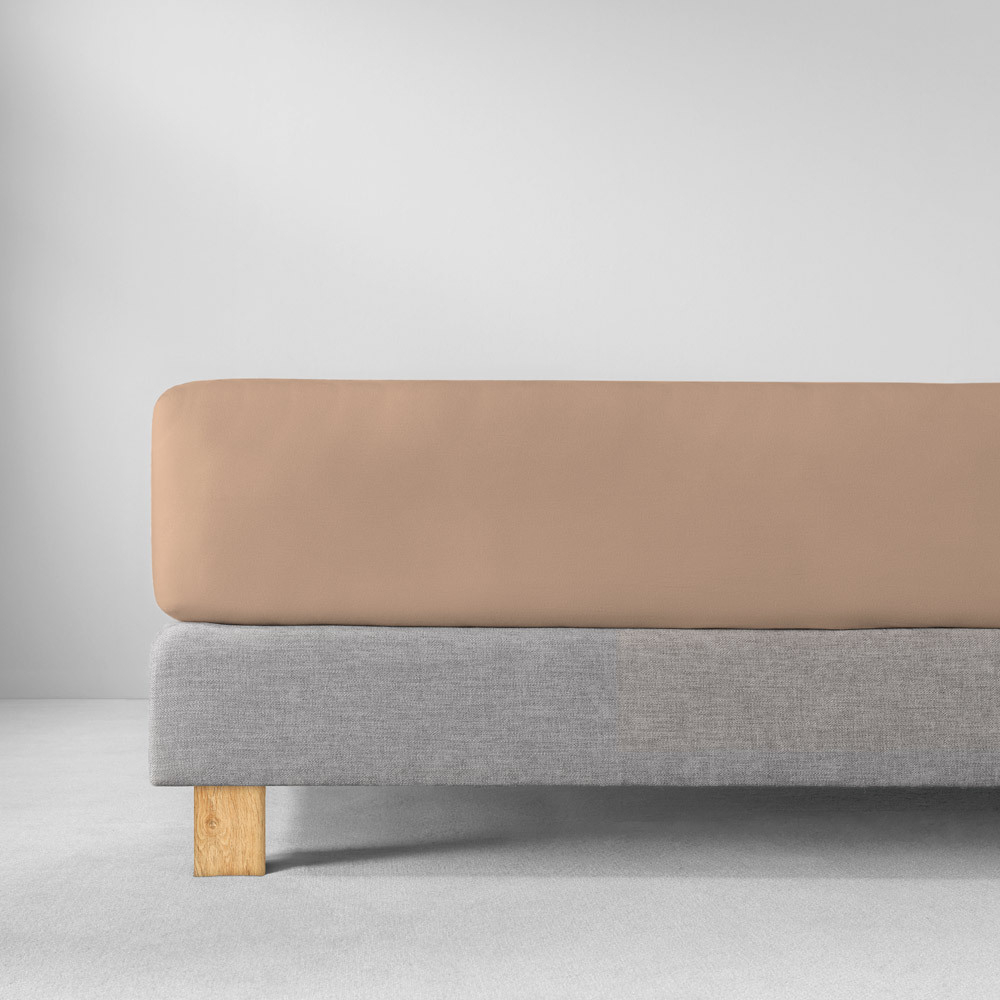 Простыня на резинке 150x200 Estella 320 karamel карамельная