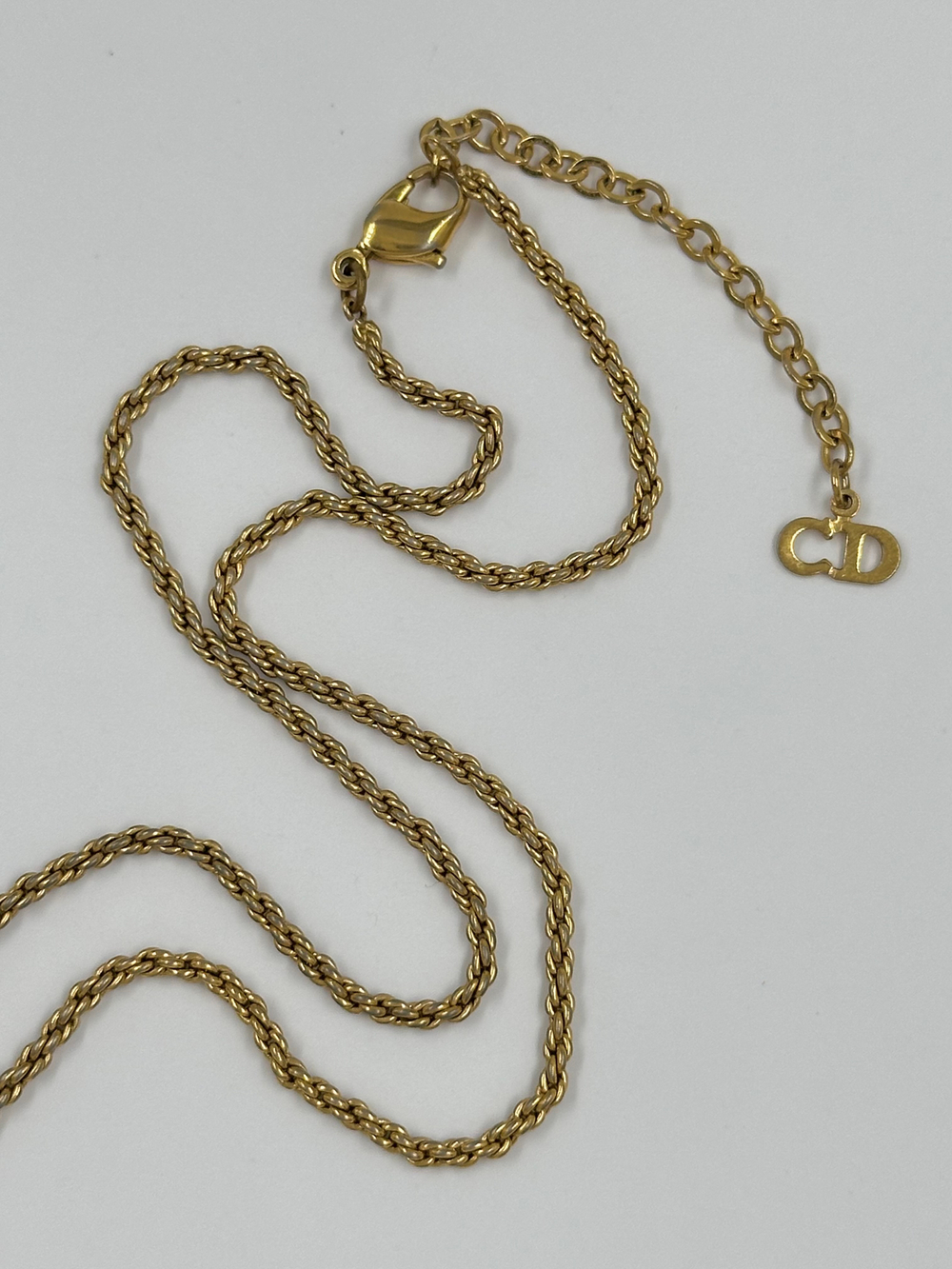 Кулон в виде флакона духов Poison Christian Dior