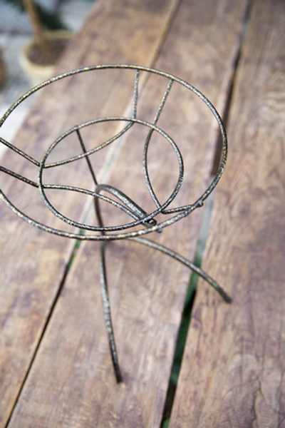 Подставка Настольная на 1 горшок Богомол