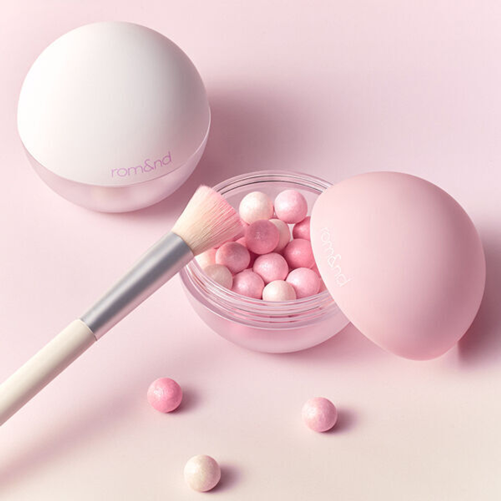 Сияющая пудра-вуаль в шариках Rom&nd Sheer Powder Pearls #01 Gleamy Veil, 15г