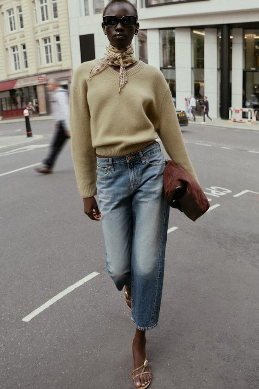 ZARA УКОРОЧЕННЫЕ ДЖИНСЫ Z 1975 СО СРЕДНЕЙ ПОСАДКОЙ, СИНИЙ