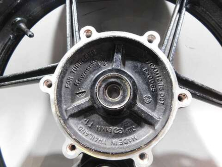 Колесо переднее Kawasaki Ninja 250 R 2008-2012 020550