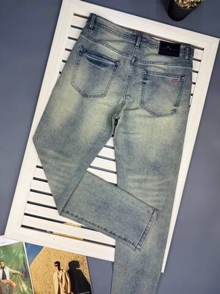 Джинсы Kiton