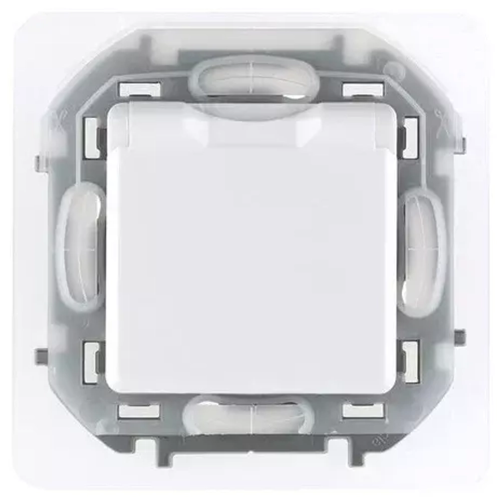 INSPIRIA Розетка 2К+3 IP44 белый 673740