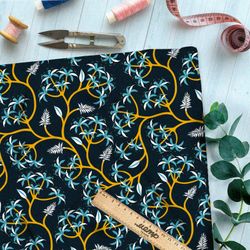 Ткань габардин голубые цветы на золотых стеблях